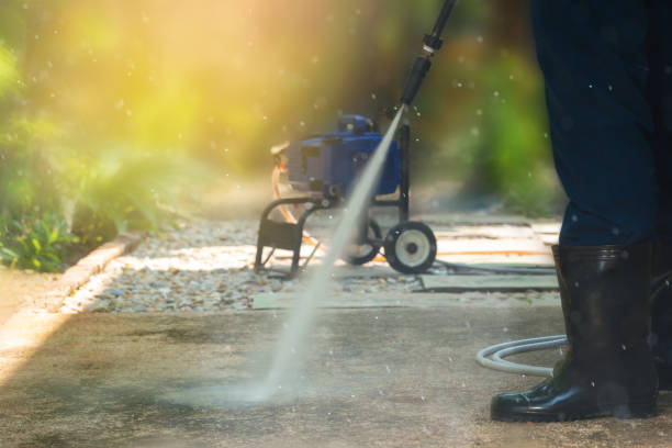 Best Sign and Awning Cleaning  in Clarksville, IA